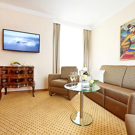 Admiral Am Kurpark Hotel 4*