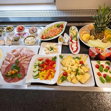 Admiral Am Kurpark Hotel 4*