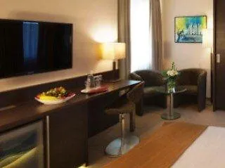 Admiral Am Kurpark Szálloda 4*
