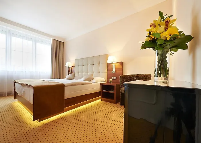 Admiral Am Kurpark 4*